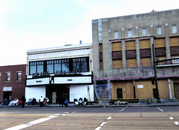 Fine Arts Theatre - Turkey Day Parade 2004 From Lauren Tolbert (newer photo)